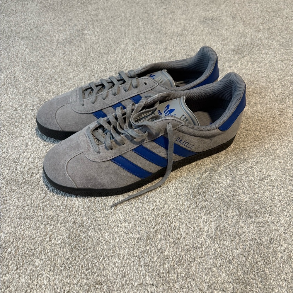 Adidas Men's Gray Sneakers with Blue Stripes